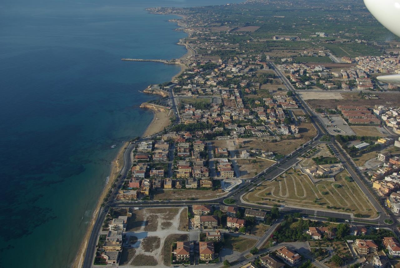 Ermes Panzió Avola Kültér fotó